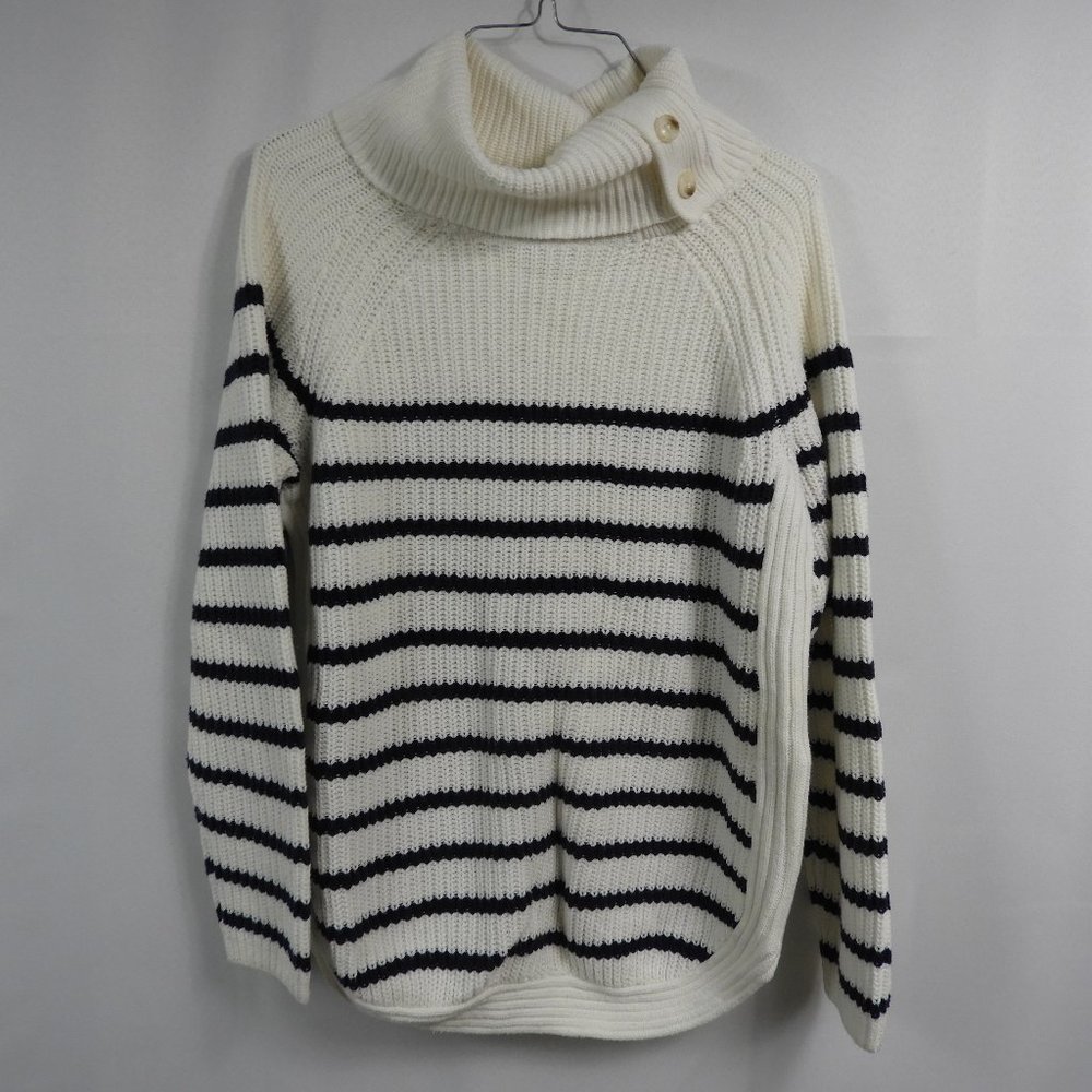 C717 Croft & Barrow Cowl Neck Sweater White Navy Stripe